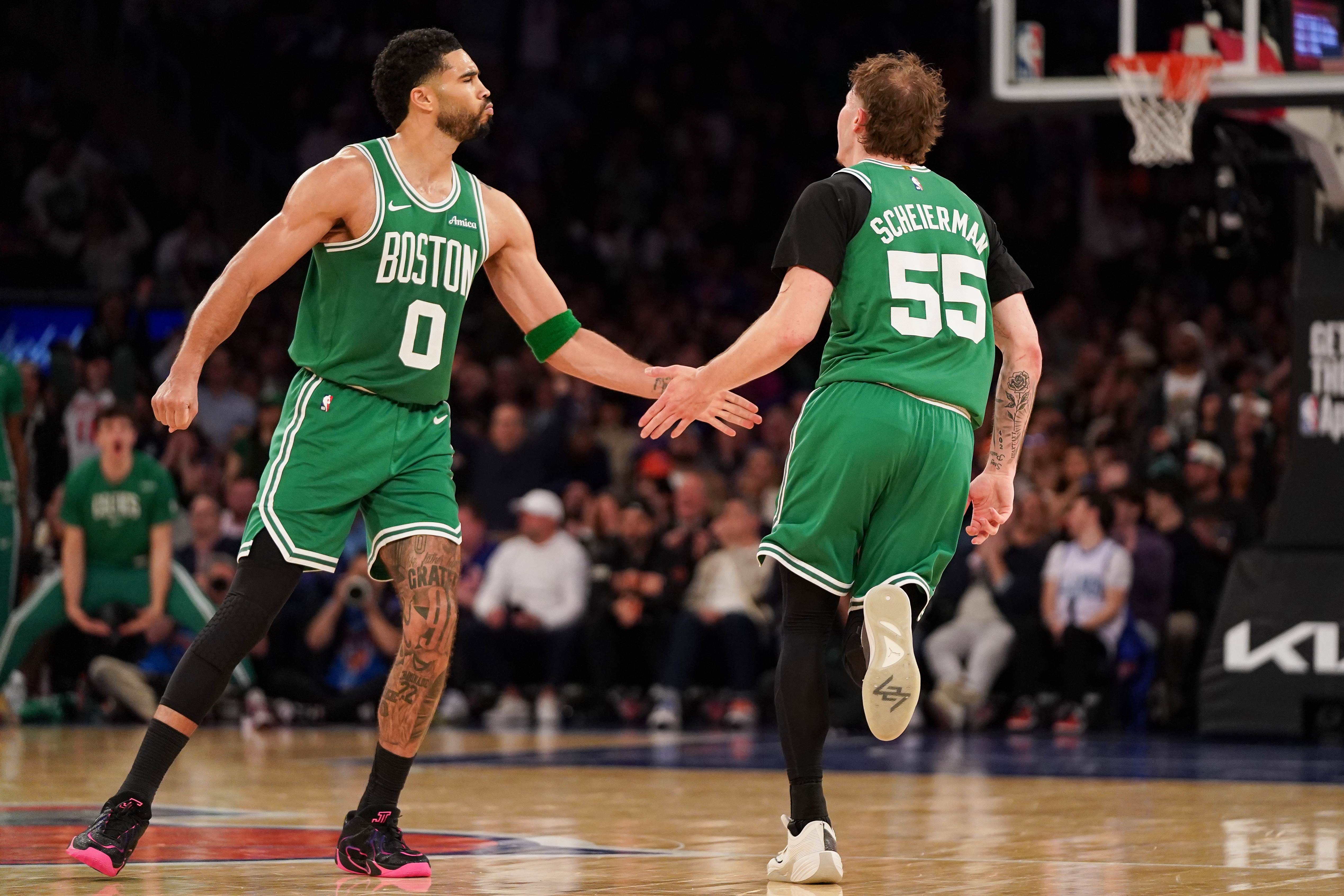 开云体育官方网-谢尔曼:塔图姆还是那个塔图姆 他今天在场上依旧沉着镇定